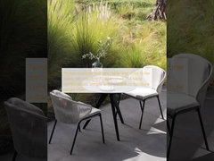 طاولة وكرسي الشرفة الخارجية الشمالية ثلاث قطع ، كرسي الروتان للداخل ، مجموعة طاولة الشاي ، أثاث ألعاب الفراغ البسيط كرسي الروتان